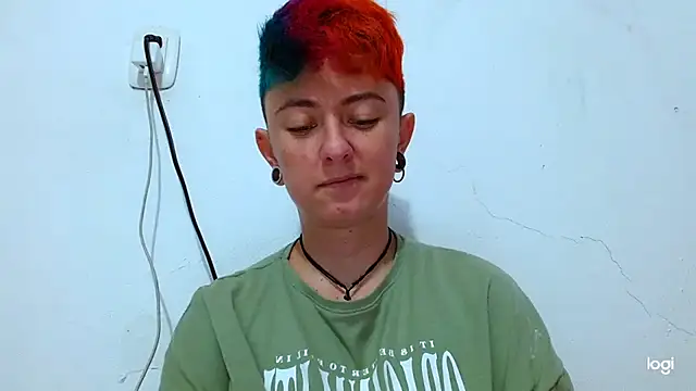 Snapshot of tomboyblue chatting on 02.08.25 tomboyblue online show from 02.08.25