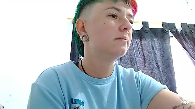 Snapshot of tomboyblue chatting on 02.24.25 tomboyblue online show from 02.24.25