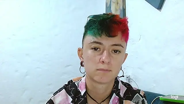 Snapshot of tomboyblue chatting on 02.26.25 tomboyblue online show from 02.26.25