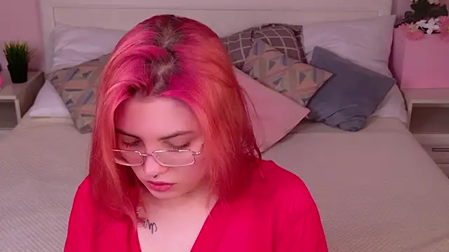 Lisa Adam online show from 01.14.25