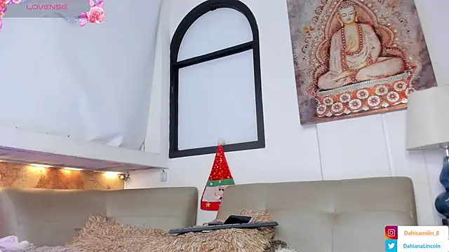 DahianaLincoln online show from 12.22.25