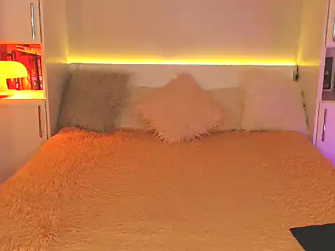 Leaaaaaaaaa online show from 09.18.25