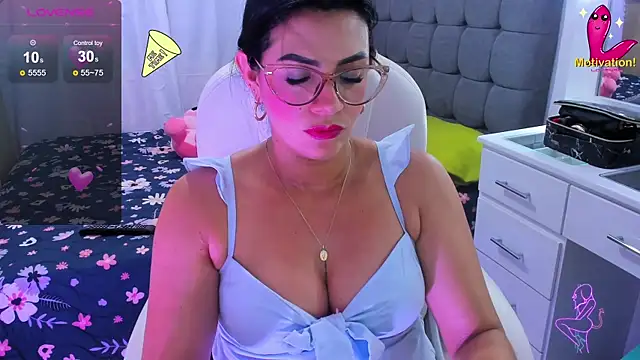 Snapshot of dahian_carter chatting on 01.03.25 dahian carter online show from 01.03.25