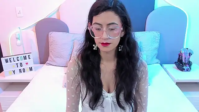 SophieGomez22 online show from 03.01.25