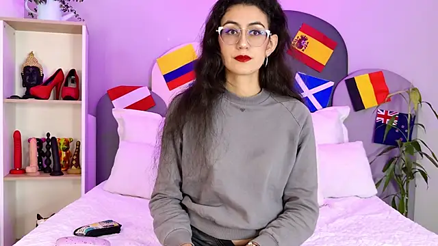 Snapshot of SophieGomez22 chatting on 07.17.26 SophieGomez22 online show from 07.17.26