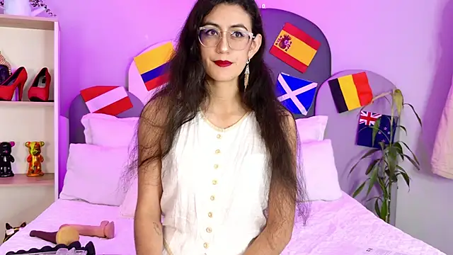 Snapshot of SophieGomez22 chatting on 07.18.26 SophieGomez22 online show from 07.18.26