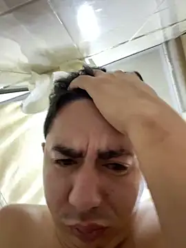 DanielGomez9 online show from 02.27.25