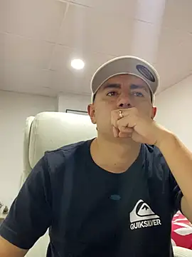 DanielGomez9 online show from 03.04.25