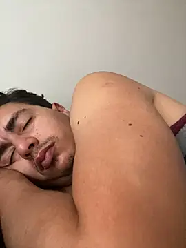 DanielGomez9 online show from 03.21.25