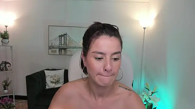 Ludovika mattson online show from 12.13.24