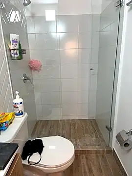 Eva Gonzalez online show from 10.05.25