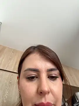 Eva Gonzalez online show from 04.12.26