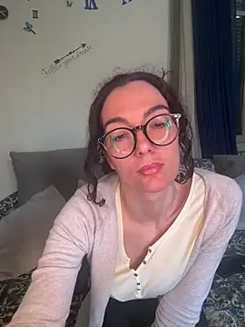 Strawberry queen91 online show from 04.17.26