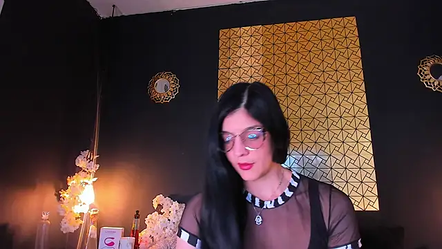 caro lyne  online show from 03.18.25