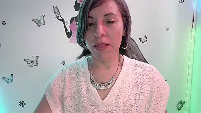 Lady breaks hearts online show from 03.06.26