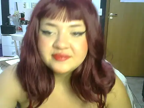 Snapshot of RuthBunny chatting on 08.07.26 RuthBunny online show from 08.07.26