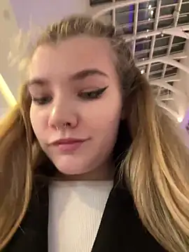 Snapshot of Holy_Tereza chatting on 12.11.24 Holy Tereza online show from 12.11.24