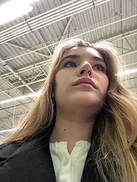 Snapshot of Holy_Tereza chatting on 01.29.25 Holy Tereza online show from 01.29.25