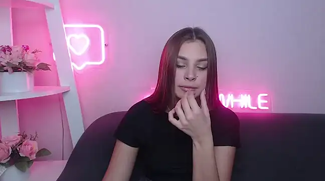 MilanaAngelAs online show from 02.04.25