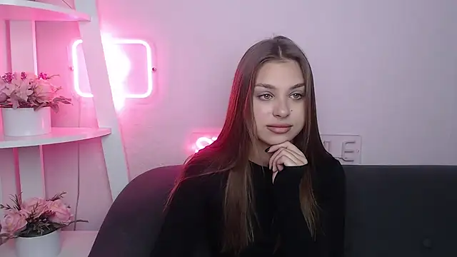 MilanaAngelAs online show from 10.04.25