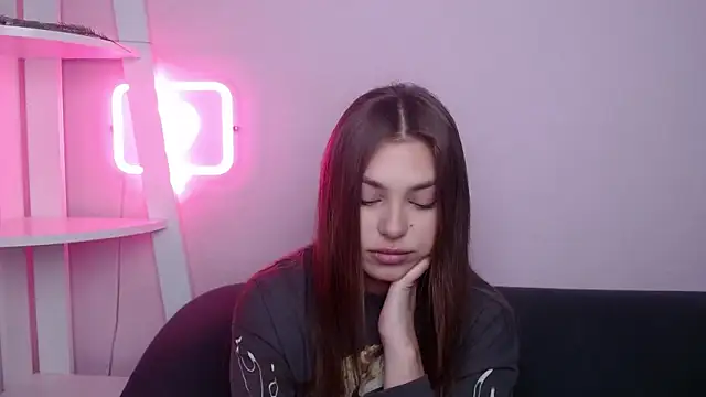 MilanaAngelAs online show from 04.06.26