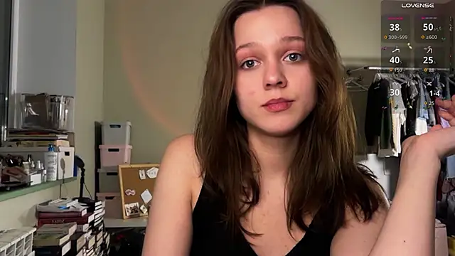 Snapshot of Addelin_Moon chatting on 11.06.25 Addelin Moon online show from 11.06.25