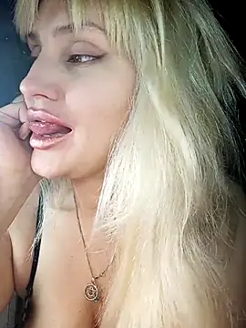 Freya Milf online show from 02.17.26