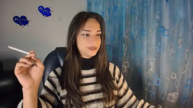 Snapshot of Dollbehavior_ chatting on 11.12.25 Dollbehavior online show from 11.12.25