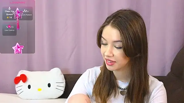 Snapshot of ellie_kramer chatting on 03.12.26 ellie kramer online show from 03.12.26