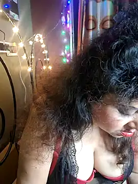 Snapshot of Maaya66 chatting on 01.20.25 Maaya66 online show from 01.20.25