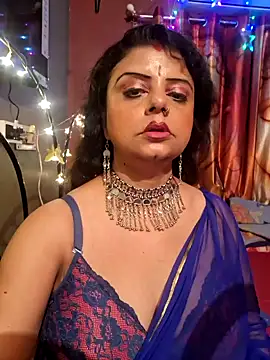 Snapshot of Maaya66 chatting on 02.07.25 Maaya66 online show from 02.07.25