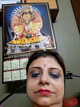 Snapshot of Maaya66 chatting on 09.19.25 Maaya66 online show from 09.19.25