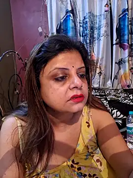 Snapshot of Maaya66 chatting on 01.13.26 Maaya66 online show from 01.13.26