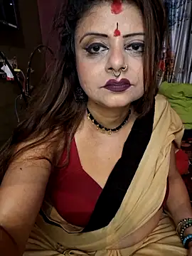 Snapshot of Maaya66 chatting on 02.23.26 Maaya66 online show from 02.23.26