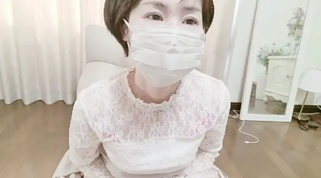 Snapshot of xxArisaxx chatting on 03.23.25 xxArisaxx online show from 03.23.25