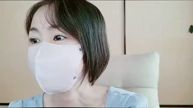 Snapshot of xxArisaxx chatting on 10.12.25 xxArisaxx online show from 10.12.25