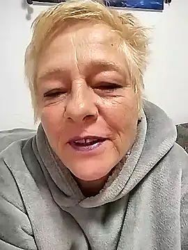 Snapshot of SoDi_Love chatting on 01.03.25 SoDi Love online show from 01.03.25
