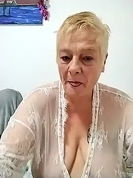 Snapshot of SoDi_Love chatting on 01.12.25 SoDi Love online show from 01.12.25