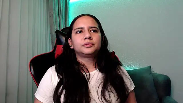 Snapshot of Lexyevans chatting on 12.18.24 Lexyevans online show from 12.18.24