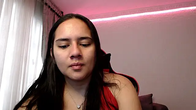 Snapshot of Lexyevans chatting on 12.28.24 Lexyevans online show from 12.28.24