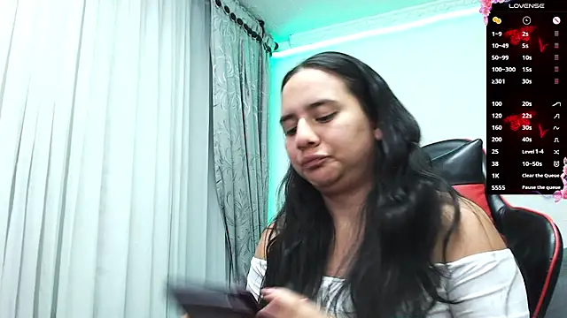 Snapshot of Lexyevans chatting on 01.24.25 Lexyevans online show from 01.24.25