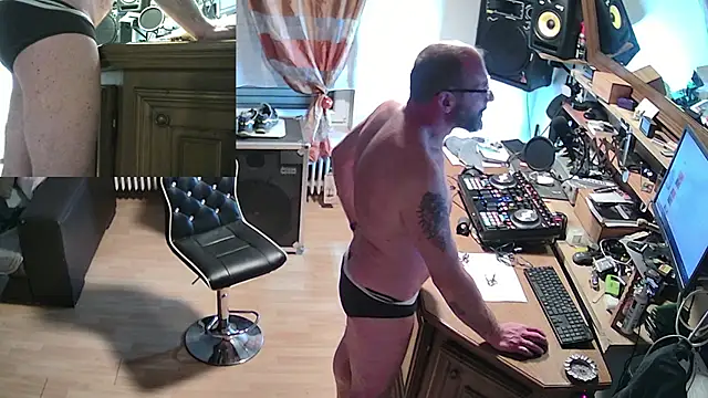 Snapshot of rosaeichel chatting on 02.12.26 rosaeichel online show from 02.12.26