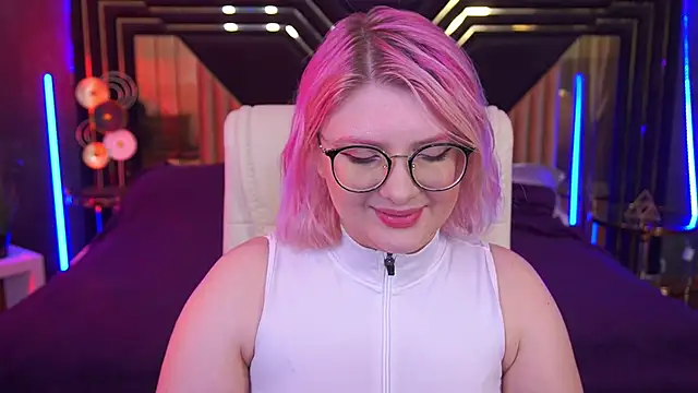 CoolTatis online show from 10.11.25