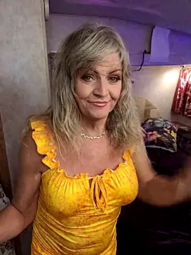 Snapshot of annika_lately chatting on 11.18.25 annika lately online show from 11.18.25