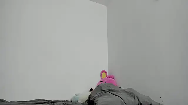 Snapshot of Eli_dl chatting on 02.18.25 Eli dl online show from 02.18.25