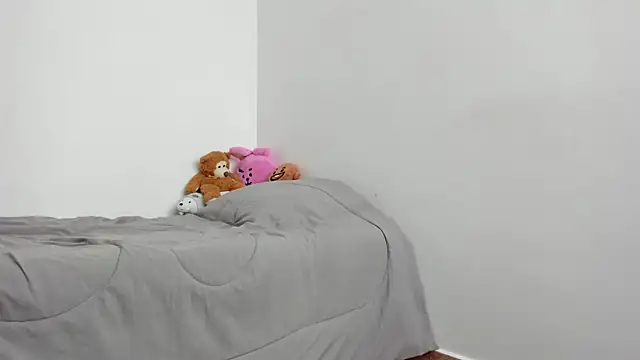 Snapshot of Eli_dl chatting on 02.20.25 Eli dl online show from 02.20.25