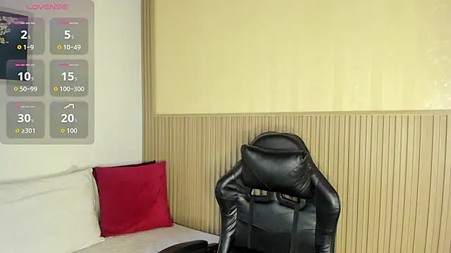 summer night  online show from 09.17.25