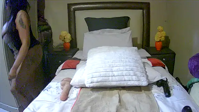 Snapshot of Kimmyboobs chatting on 10.11.25 Kimmyboobs online show from 10.11.25