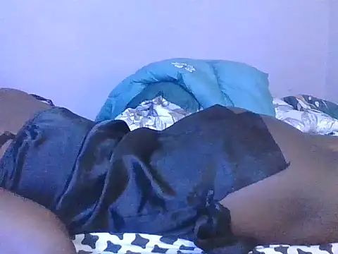 Snapshot of hairy_pussy4 chatting on 10.02.25 hairy pussy4 online show from 10.02.25