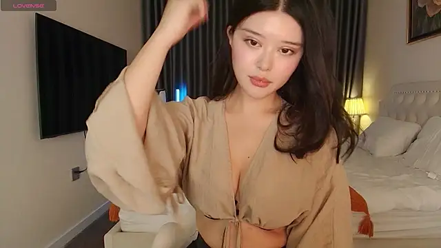 tenderlybaee online show from 04.19.26